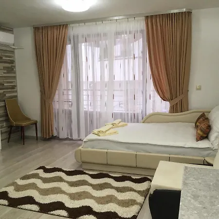 Апартамент Park Comfort *