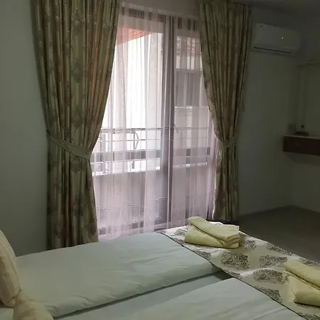 Апартамент Park Comfort *